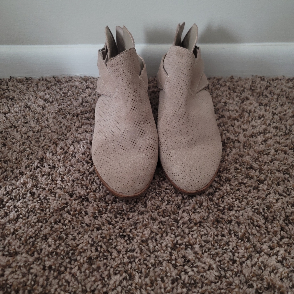 Ankle Boots 8.5 women